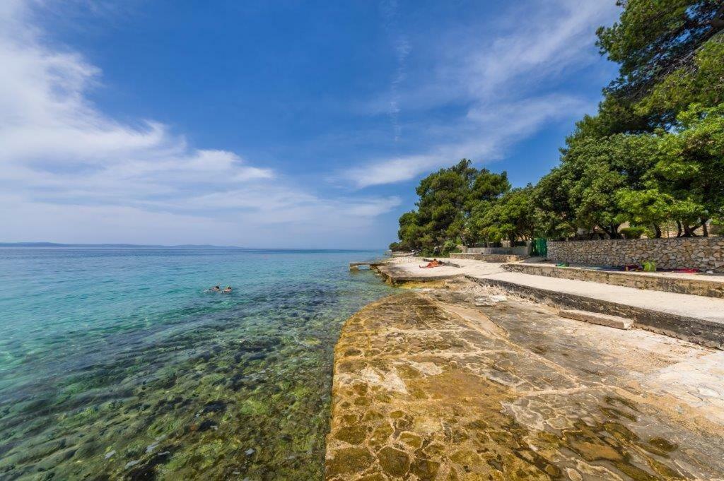 Apartmani Paradise Petrcane Ngoại thất bức ảnh